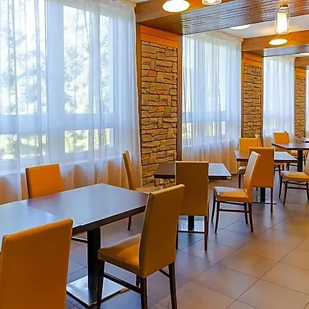 Ostredok Otel Dubrava