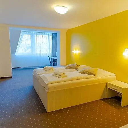 Ostredok Otel 3*
