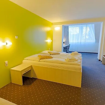 Ostredok Otel Dubrava