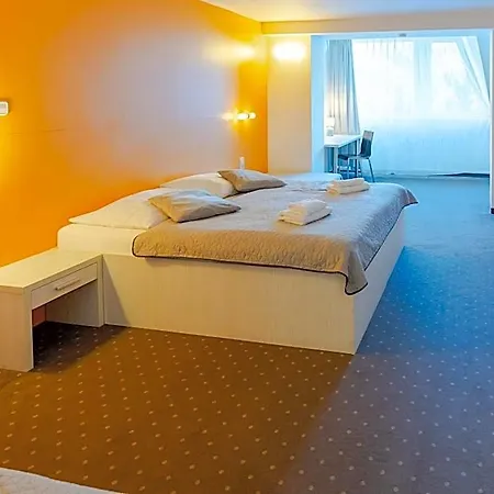 Ostredok Otel 3*